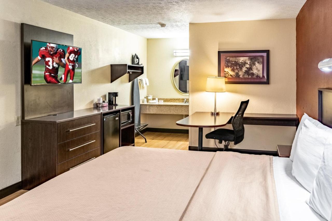 Red Roof Inn Columbus - Taylorsville Extérieur photo